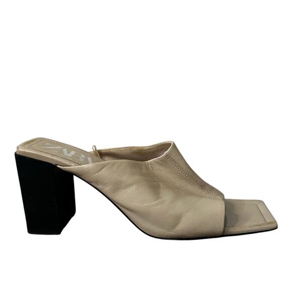 ZARA Women's Leather Block Heel Mules Size 41/U - Picture 1 of 10